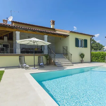 Вилла Peaceful In Dubravci With Swimming Pool Ladici